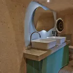 Eka Cave Maison Authentic Cave Boutique In Cappadocia Village ネヴシェヒル