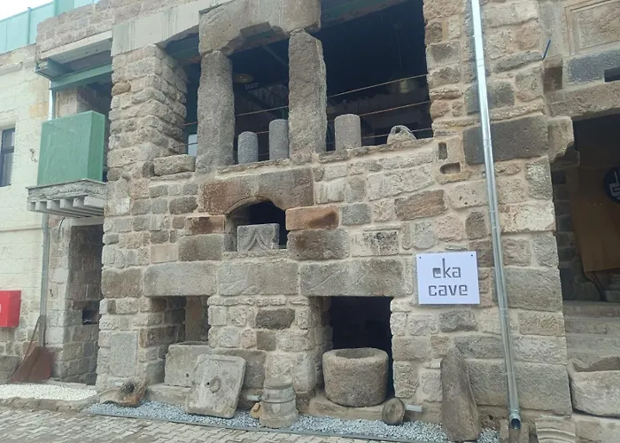 住宿加早餐酒店 Eka Cave Maison Authentic Cave Boutique In Cappadocia Village 内夫谢希尔